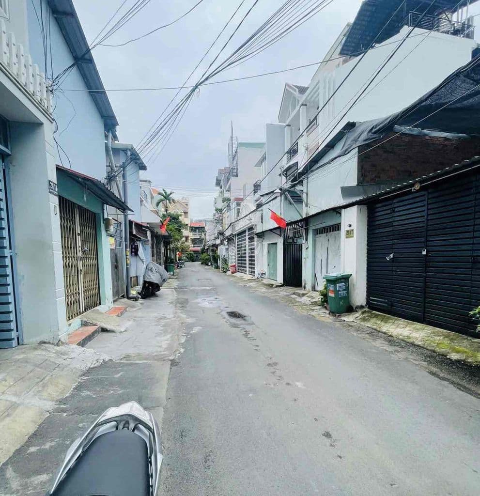 Đất 72m2 hẻm xe hơi đường Lý Phục Man giá chỉ 7 tỷ thương lượng chính - Ảnh 3