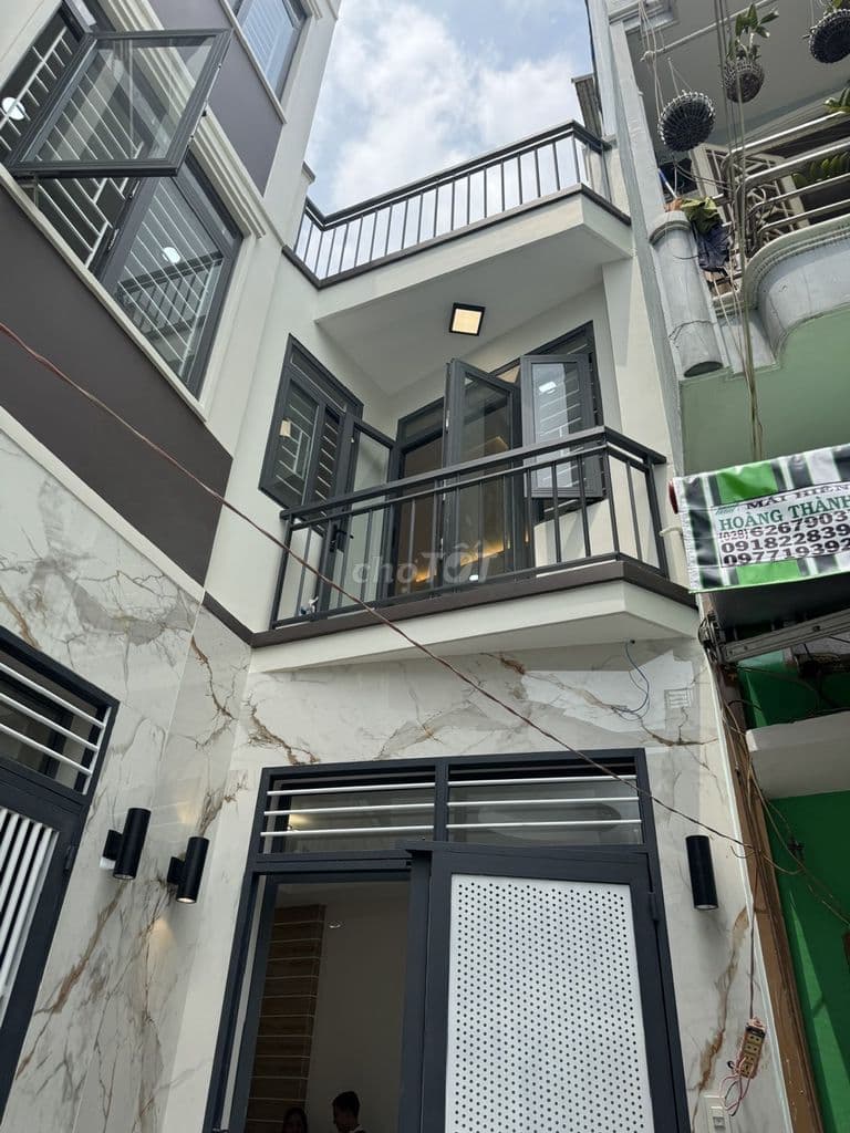 NHÀ MỚI 100% HẺM XE HƠI TỚI NHÀ LẠC LONG QUÂN P10 TB