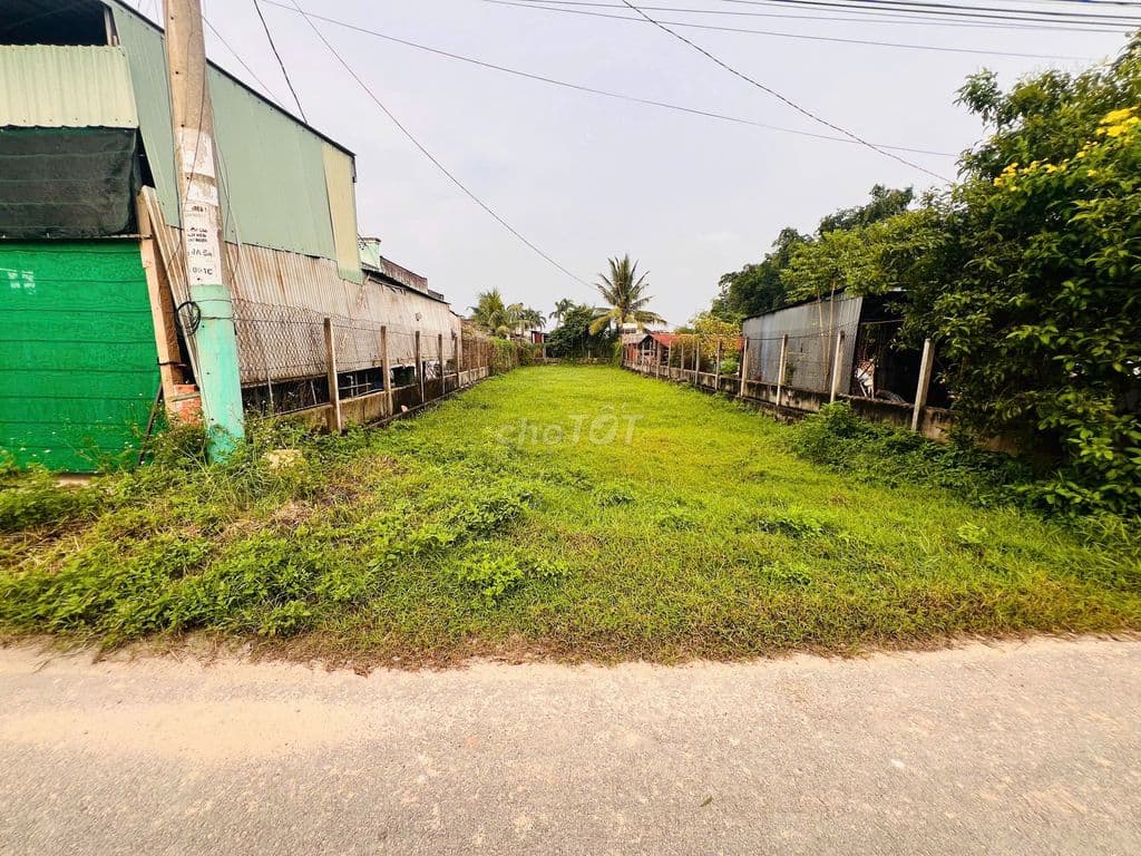 VỠ NỢ CẦN BÁN GẤP LÔ ĐẤT 300M2 NGAY ĐƯỜNG BA SA -CỦ CHI