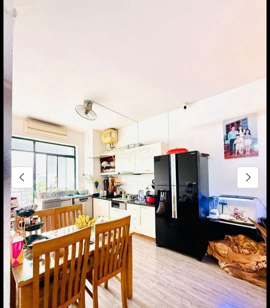 Bán căn 67m View Hồ Đầm Hồng ở Tòa 183 Hoàng Văn Thái