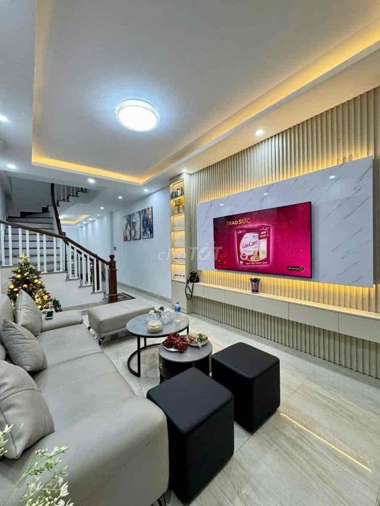 🏡HIẾM ! BÁN NHÀ CẦU GIẤY – GẦN PHỐ – NHÀ DÂN XÂY - HAI THOÁNG - 50m -