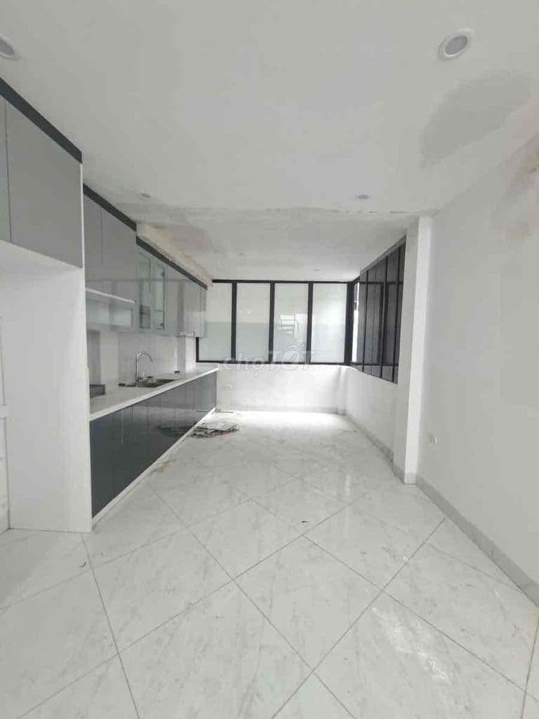 Siêu Rẻ! Vũ Ngọc Phan, thang máy, 25m ra ô tô đỗ, 40m, 6T, 7,8tỷ - Ảnh 3