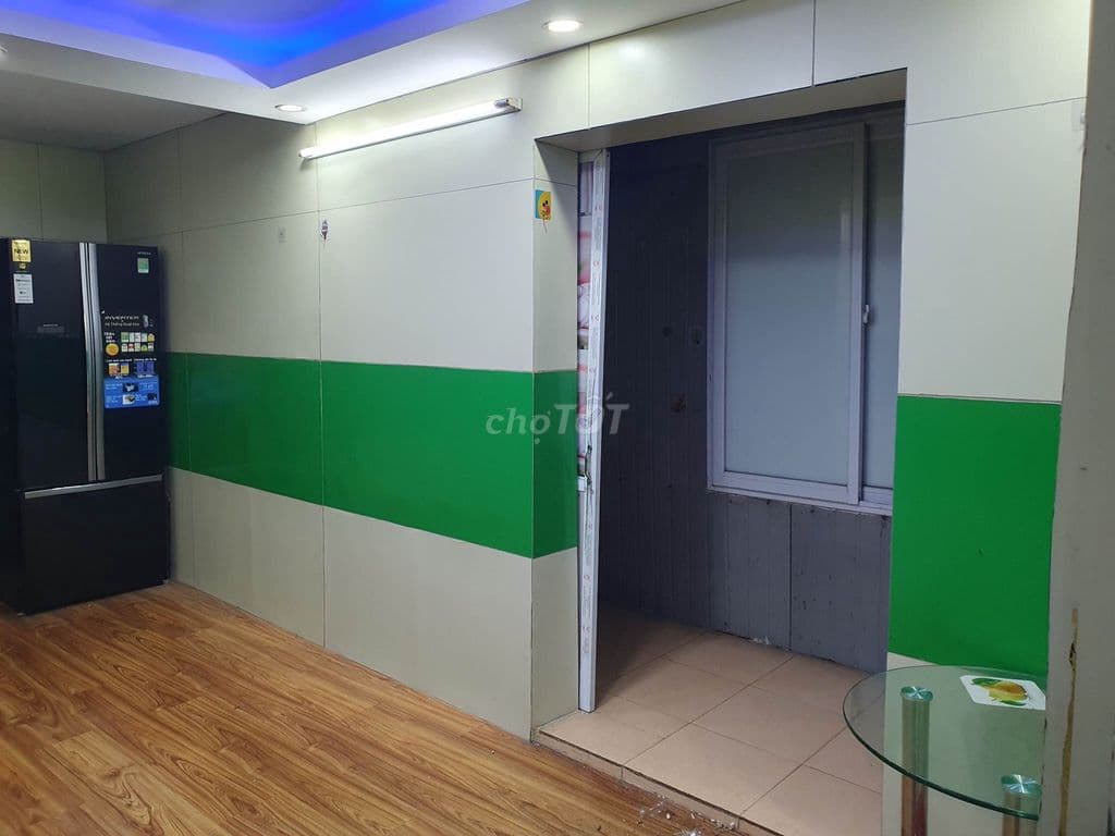 Cần bán Tập thể Thành Công trung tâm đầy đủ tiện ích - Ảnh 2