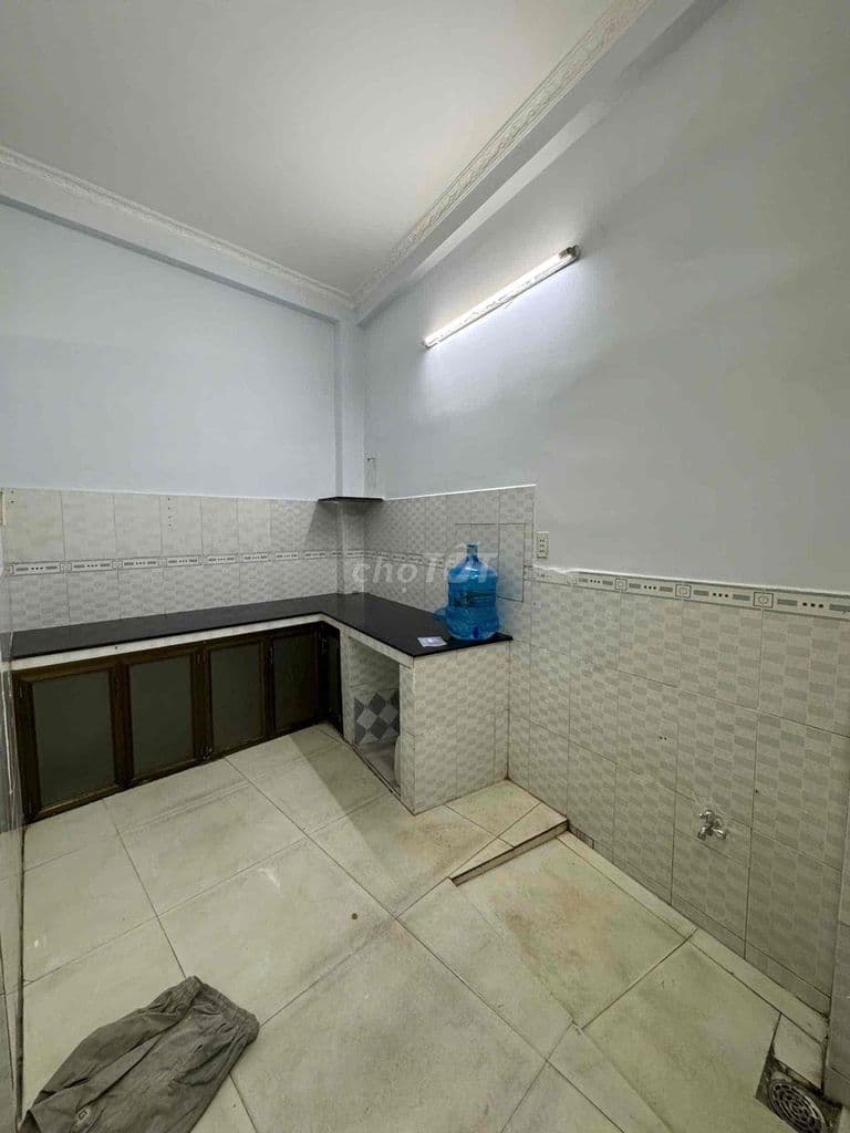 bán nhà ngang 8m8 hẻm 1/ Văn Thân p8 q6 ( này là Phường Bình Tiên) - Ảnh 3