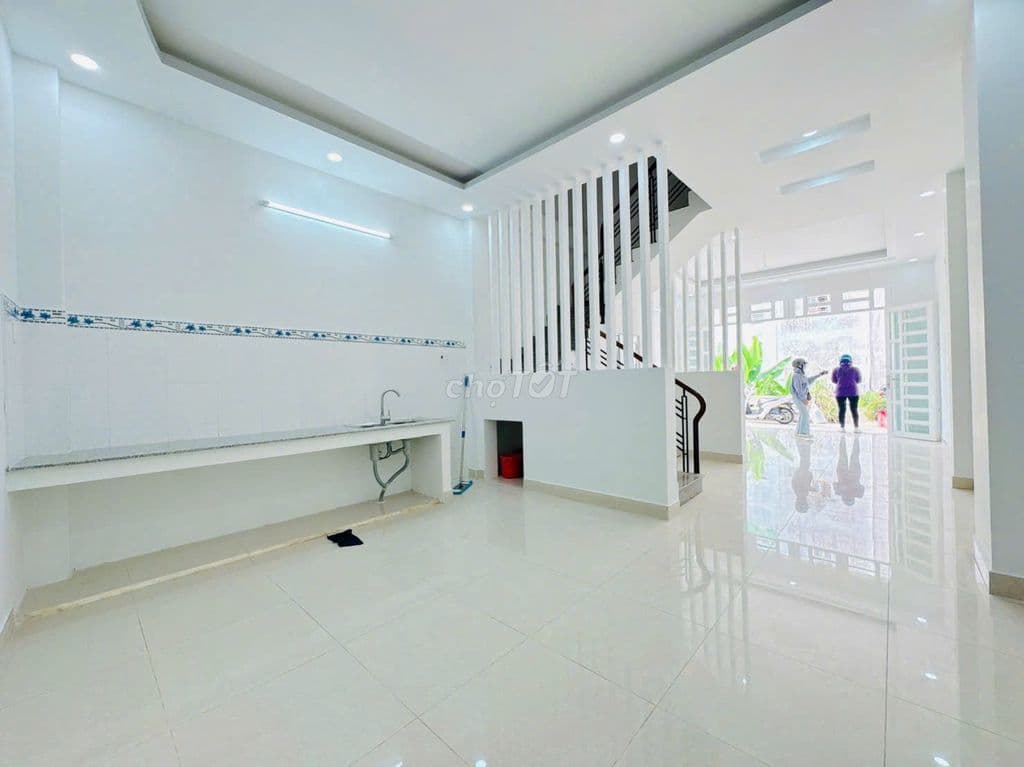 Siêu phẩm 4 tầng Q7 sát Phú Mỹ Hưng, SHR hoàn công đủ, giá 5.99 tỷ - Ảnh 3