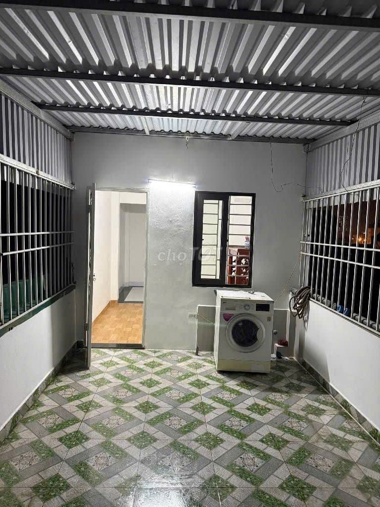 Nhà mới ở ngay 33m , phù hợp gia đình trẻ có ô tô - Ảnh 3