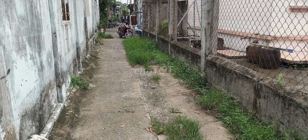 BÁN NHÀ HÓC MÔN - Ô TÔ ĐẬU CỬA - DT KHỦNG - GIÁ RẺ. - Ảnh 3