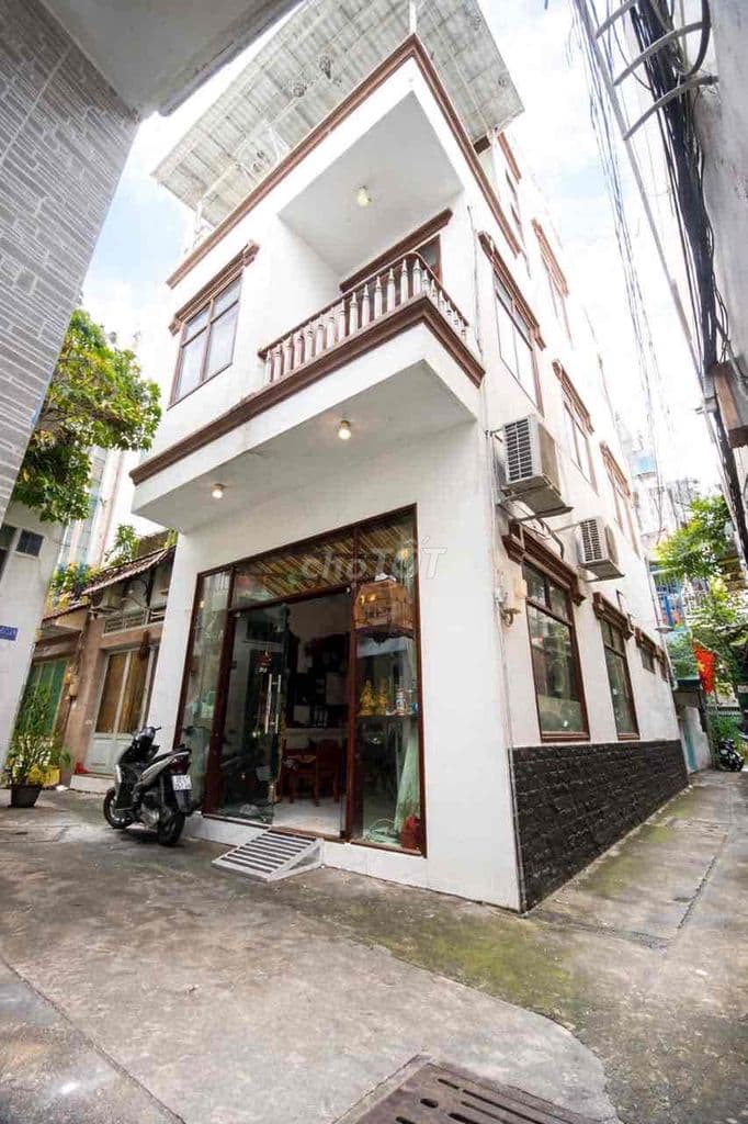 Nhà góc 2 mặt tiền hẻm 85 trần xuân soạn phường tân thuận tây Q7