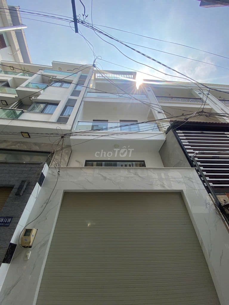 "Hot trung tâm" 5 tầng, 43m2, hẻm xe hơi, gần Phạm Văn Đồng