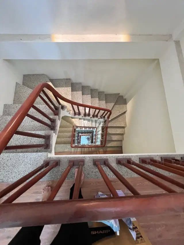 bán nhà 3m Hồ Tùng Mậu 10.5 tỷ - Ảnh 2