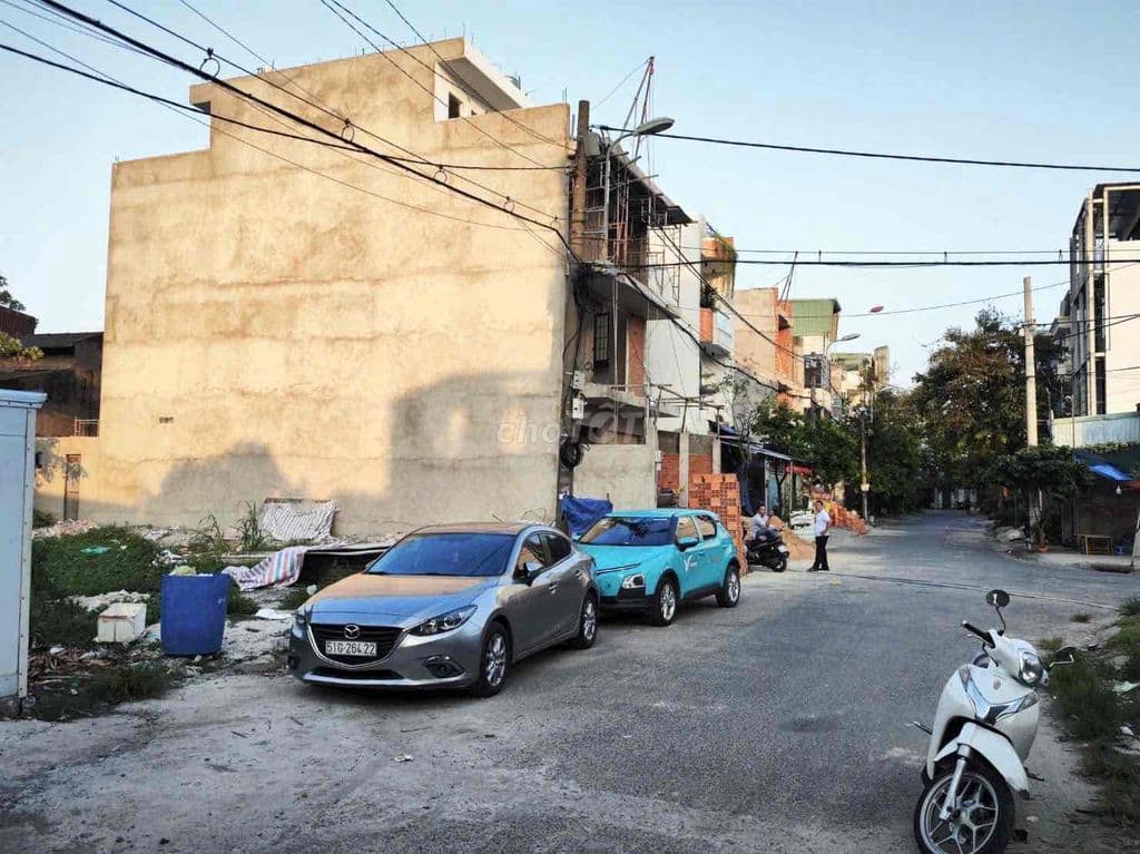 BÁN ĐẤT BIỆT THỰ KDC TÂN TIẾN, Q12 – VIEW KÊNH THAM LƯƠNG