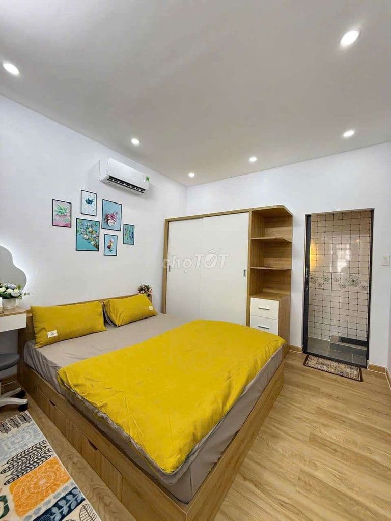 Bán nhà MT Lê Lư, 4.4 x 24.5m, trệt, lửng, 2 lầu