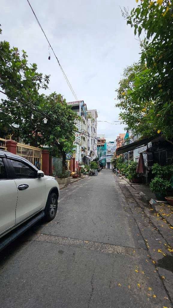 Bán Nhà :Sư Huỳnh Liên P 10 Tân Bình ,Ngang 4,6M- 110M2, Giá: 8.5Tỷ