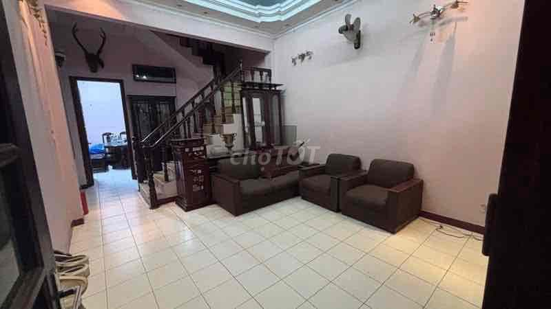 Bán nhà Văn Chương,Đống Đa - 45m2x6T chắc chắn - ở ngay 7,2 tỷ - Ảnh 2