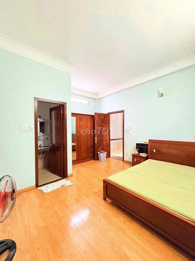 Bán nhà MT ngay chợ Tân Hương, 5x18m, 4 tầng giá chỉ 8 tỷ - Ảnh 2