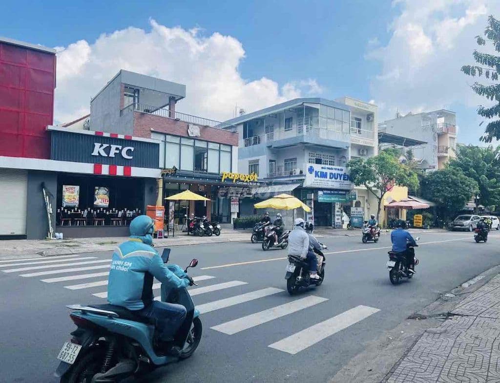 Bán mặt tiền kinh doanh cực sung đường Tân Sơn Nhì, sát Trường Chinh - Ảnh 2