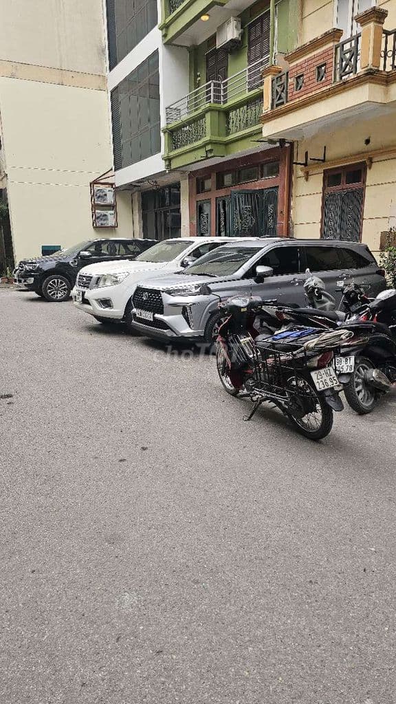 Tòa Văn phòng 2 mặt phố Nguyễn Văn Trỗi 7 tầng Kinh doanh đỉnh cao