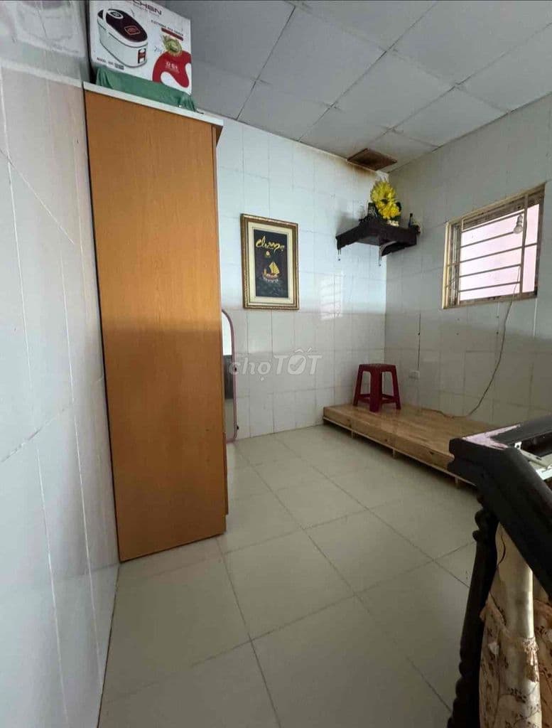 Cần bán căn nhà nhỏ gần Times City - Ảnh 3