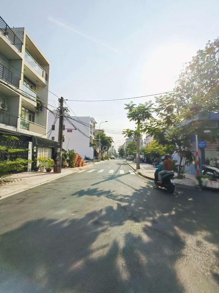 8,8 tỷ kdc nam hùng vương 4,5x20 full tiện ích cao cấp.an ninh dân trí - Ảnh 3