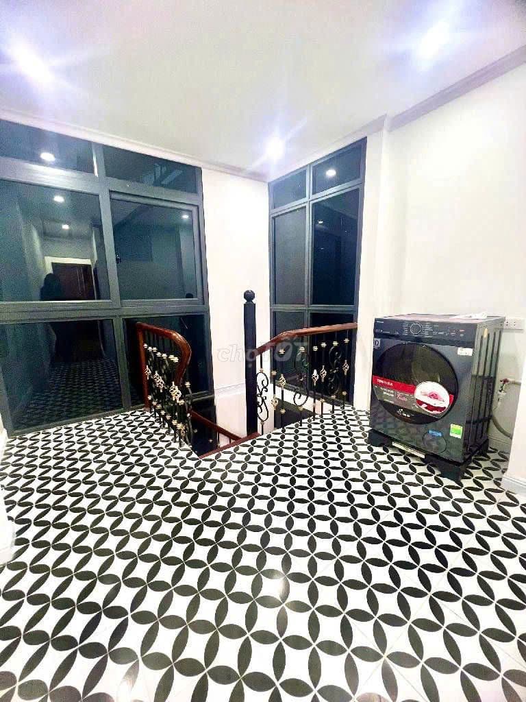 HOÀNG HOA THÁM – THANG MÁY XỊN – NGÕ NÔNG – KHÔNG QUY HOẠCH – 9.75 TỶ - Ảnh 3