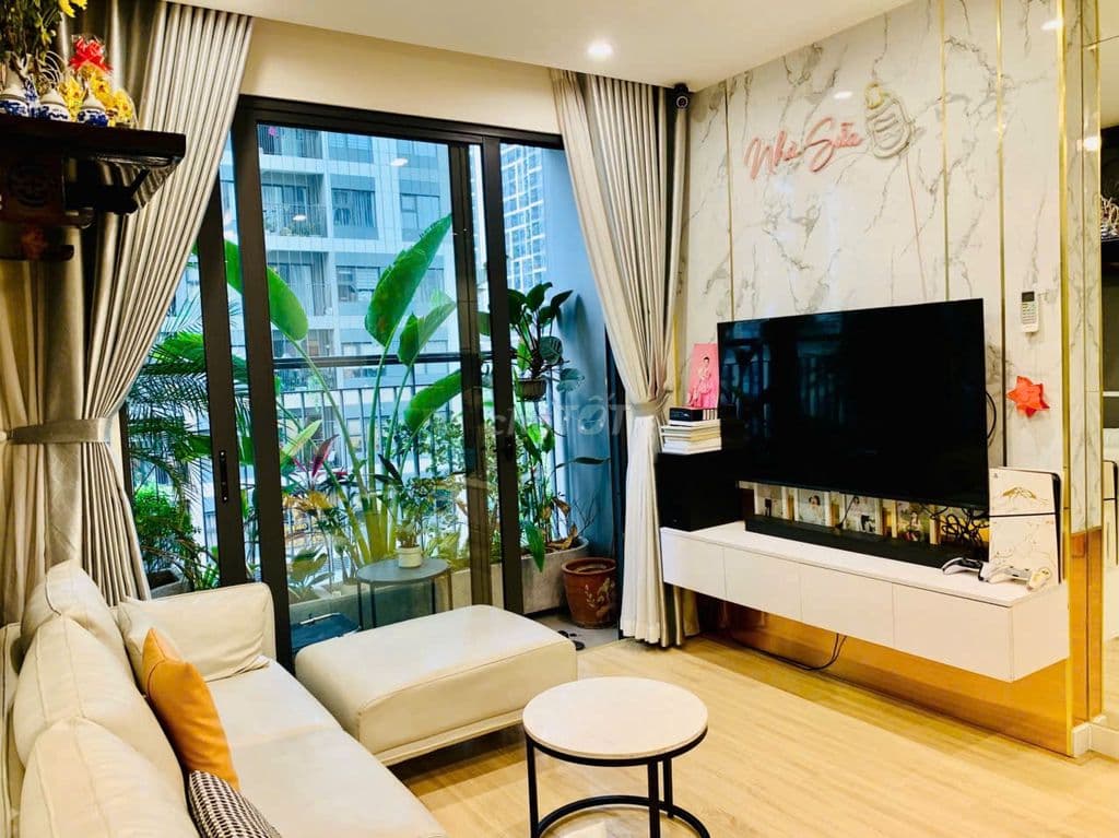 Giá sốc nhiệt: 3 tỷ 650 lỗ 800: 2N1VS, 55m² Vinhomes Smart City - Ảnh 3