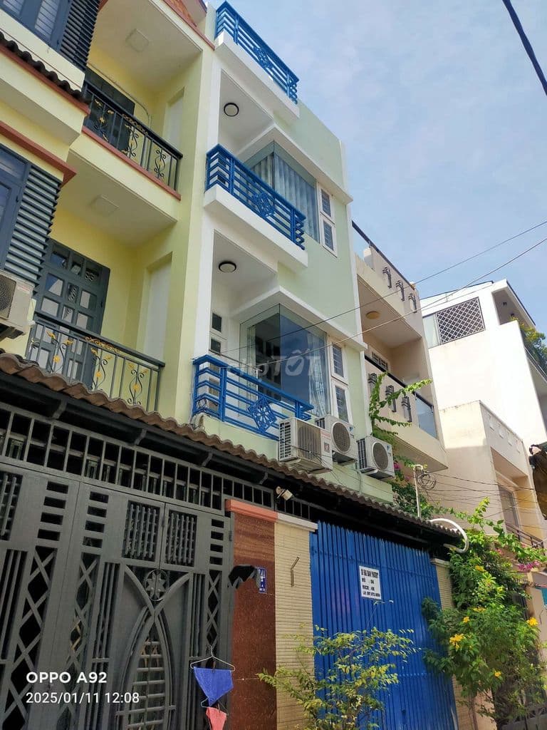 ngay bình trị đông bình tân dt 44m2 3TẦN 4pn 4wc