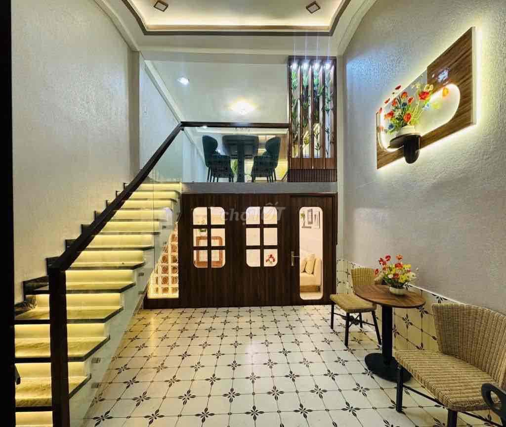 NHÀ ĐẸP, NGAY HẬU GIANG-MAI XUÂN THƯỞNG, Q6, 4 TẦNG CHỈ HƠN 6 TỶ