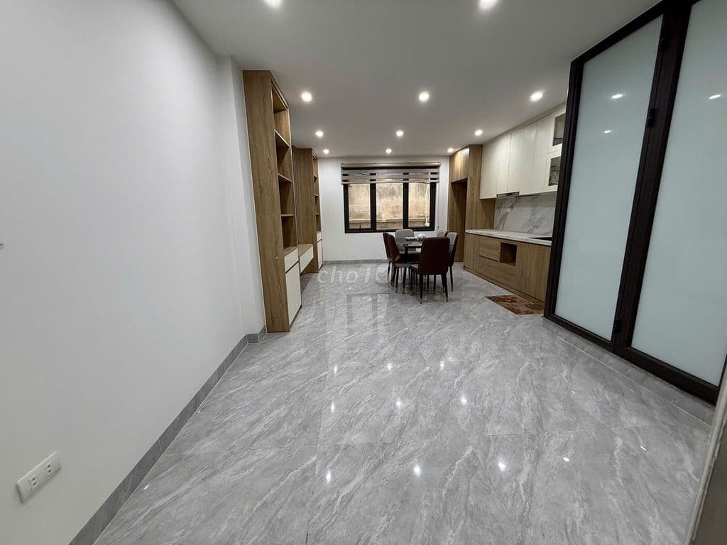 MẶT NGÕ ĐỐNG ĐA – MT 8M HIẾM – Ô TÔ VÀO NHÀ – KINH DOANH ĐỈNH - Ảnh 2