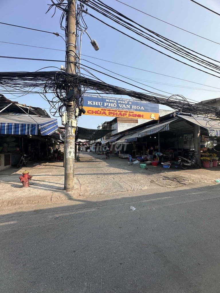 cần bán nhà 2 mặt hẻm phường 14 Quận 8