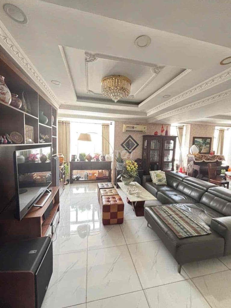 BÁN PENTHOUSE DUPLEX SKY GARDEN 3 PHÚ MỸ HƯNG - TRỆT + LẦU + ST