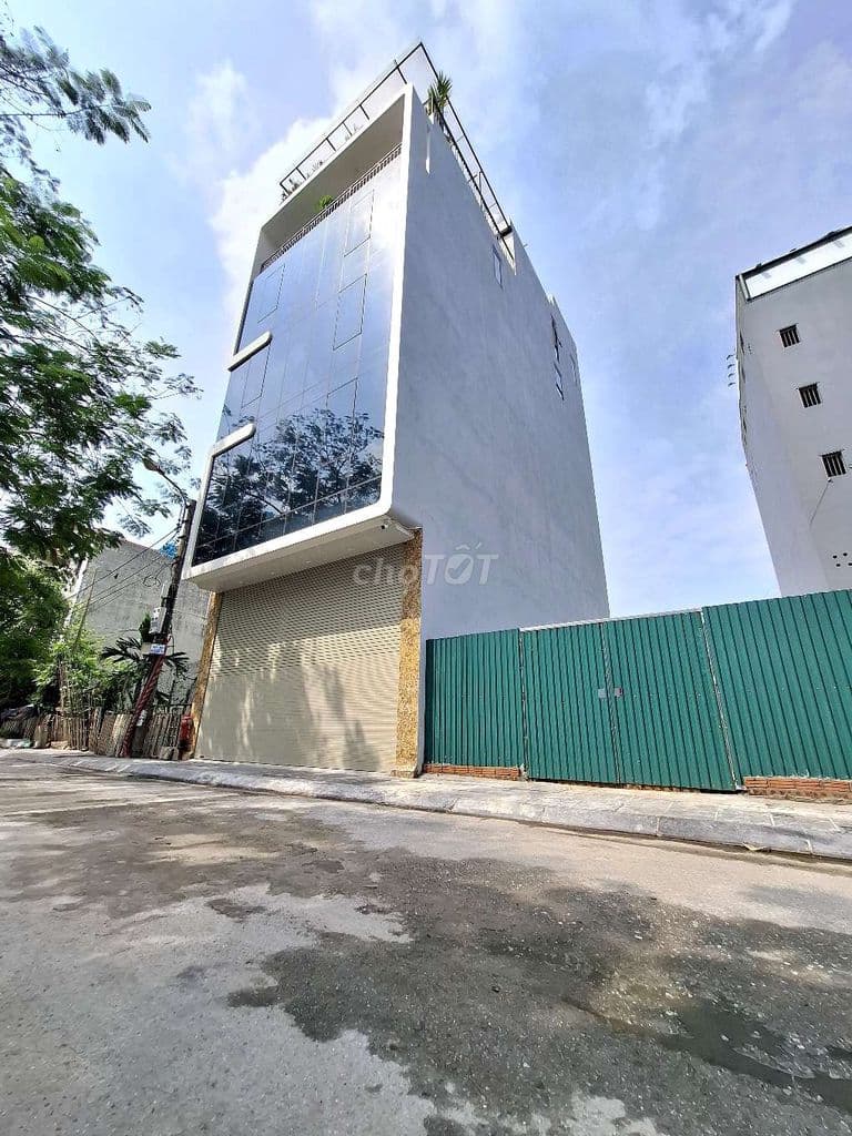 BÁN TÒA NHÀ VĂN PHÒNG CỔ LINH, LONG BIÊN 100M² MT RỘNG VIEW VƯỜN HOA - Ảnh 2