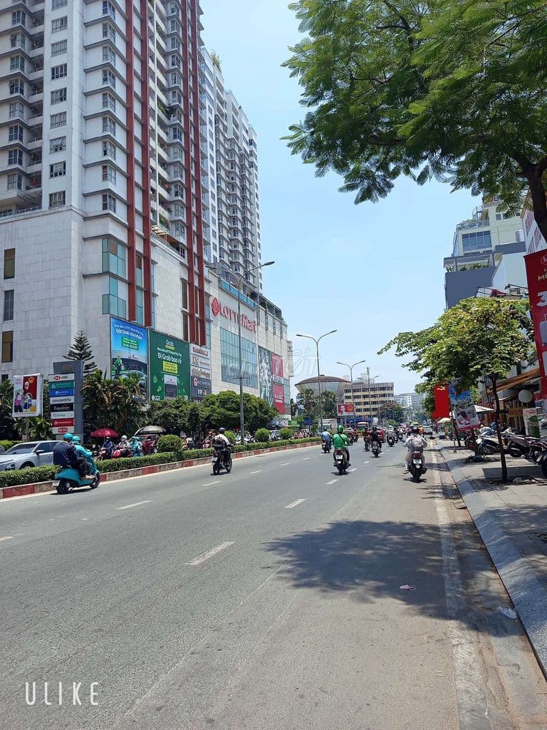 Mặt tiền Lê Đại Hành, P.13, Q.11, dt: 112m2, 2 tầng, giá 25 tỷ 5. - Ảnh 2