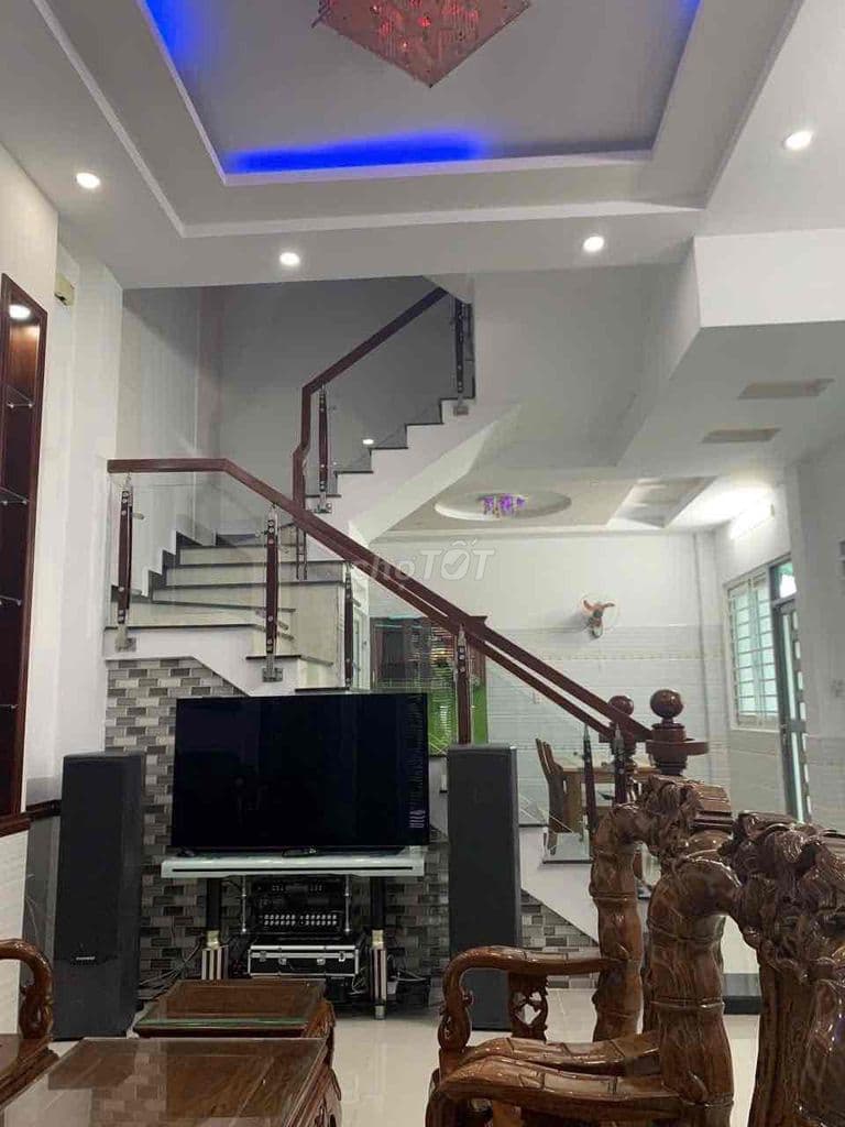 Căn góc 2 mặt tiền hẻm xe hơi 5m. Phạm Văn chiêu f9 Gò Vấp