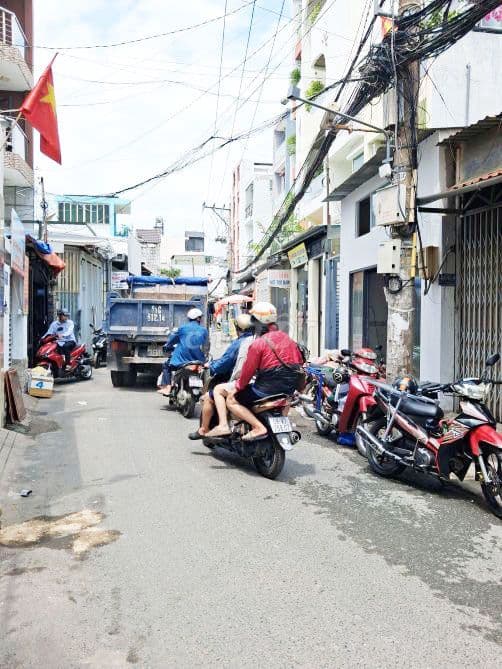 NHÀ HẺM ÔTÔ THÔNG - 69M2 - 4x17M - 4PN - QUANG TRUNG - GÒ VẤP - 5.X TỶ