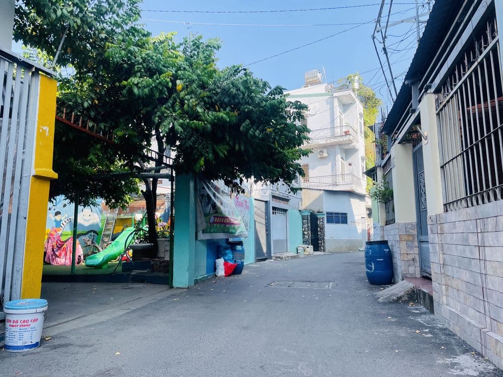 P. PLB, hẻm MTKD nhỏ lẻ gần metro Bình Thái 40m2 bán gấp chỉ 2.85 tỷ.