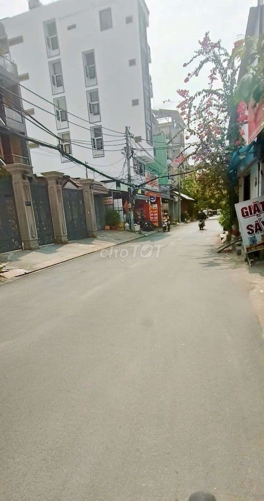 BÁN NHÀ 3 TẦNG, MẶT TIỀN ĐƯỜNG LÊ THỊ CHỢ,DÒNG TIỀN 25TR,DT 150M - Ảnh 3