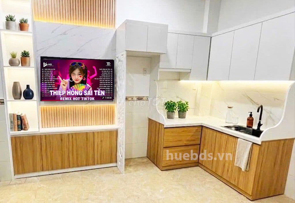 NHÀ NHỎ XINH 2 TẦNG, 2PN, GẦN NGUYỄN THỊ THẬP, QUẬN 7, CHỈ 2 TỶ NHỈNH