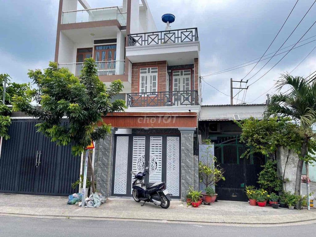 Nhà 1 Trệt 1 Lâu Sân thượng Đẹp 4x22m - MT Nhựa 12m KD Buôn Bán Tốt.