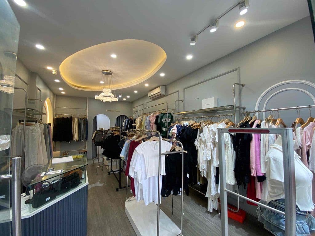 mình muốn nhượng lại mặt bằng và đồ bán shop quần áo - Ảnh 2