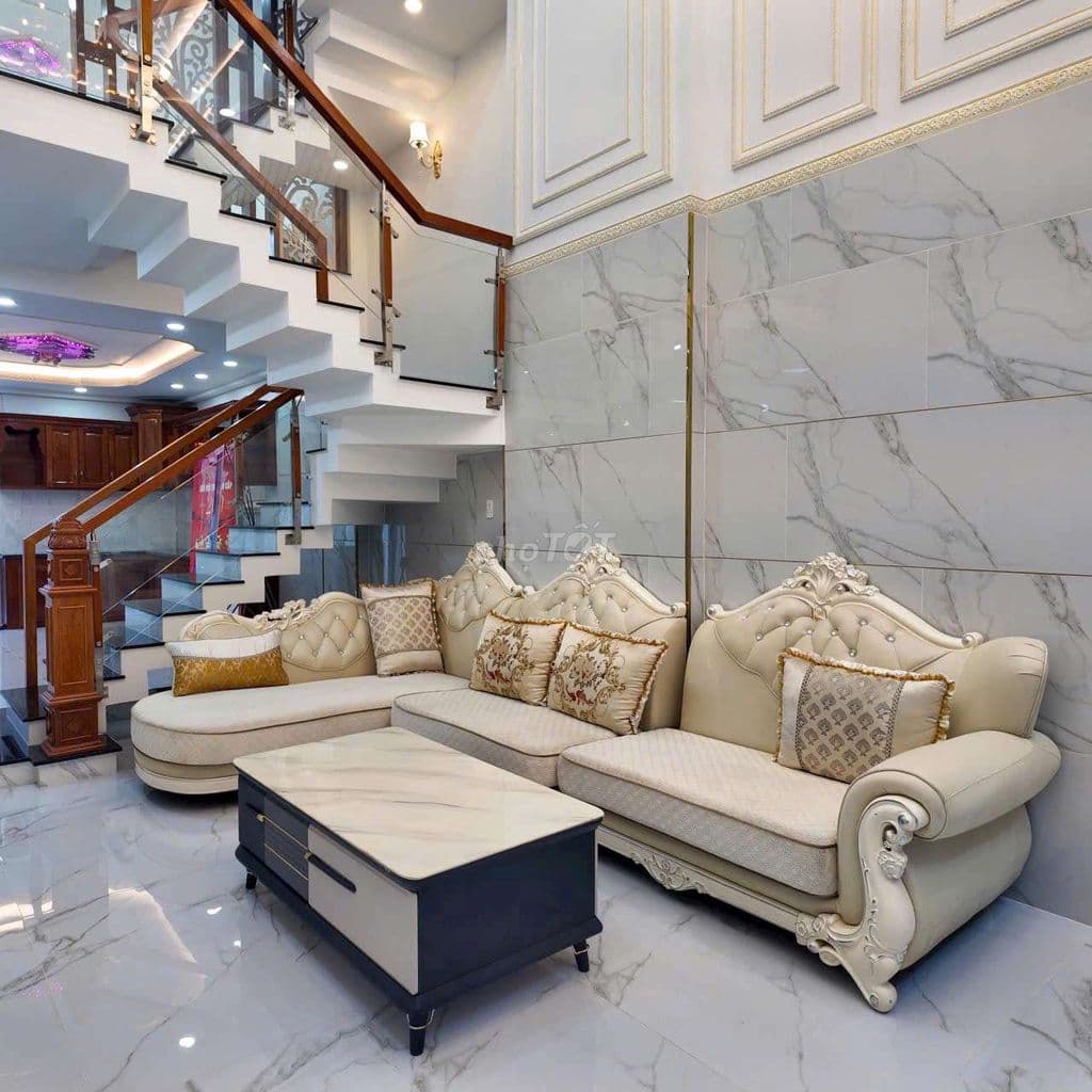 🏡 SIÊU PHẨM QUẬN 8 - NHÀ ĐẸP LUNG LINH - ĐƯỜNG 6M ĐẬU Ô TÔ THOẢI MÁI - Ảnh 2