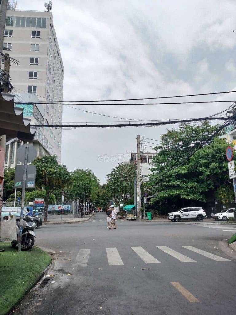 Bán Toà Nhà căn hộ 14pn - DT:5x20 1hầm 4lau Mặt Tiền khu Trung sơn - Ảnh 3