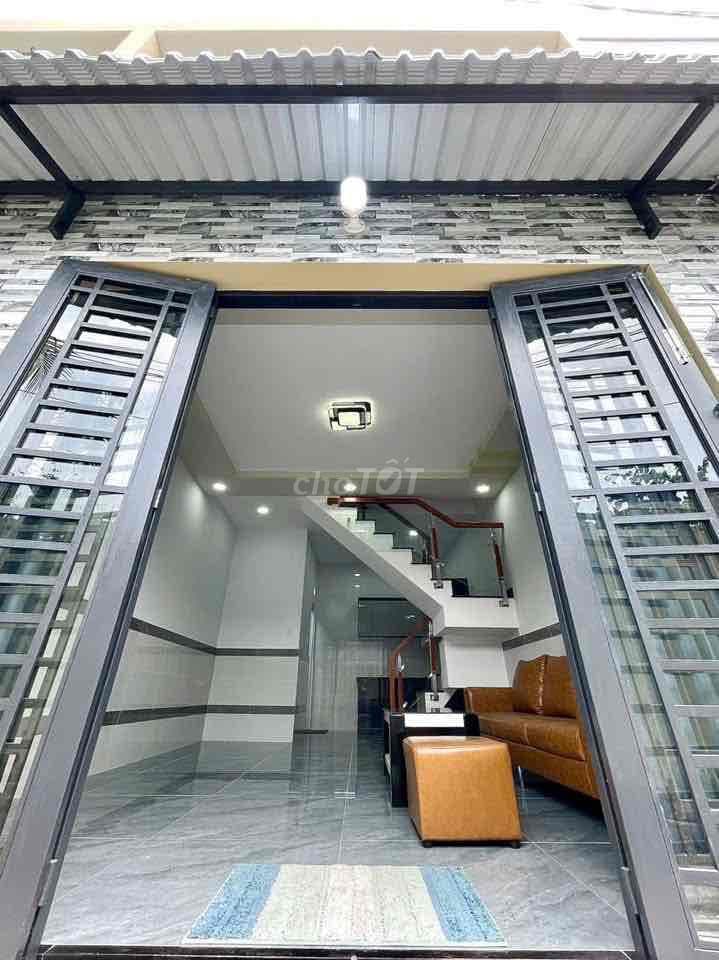 bán căn nhà 1 trệt 1 lầu 2pn2 wc