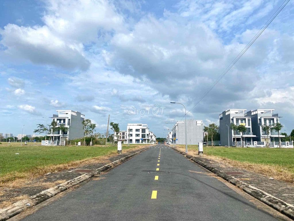 Bán 2 Lô Đất 5x20.5m KDT Đông Tăng Long, Q9 cũ. Giá chỉ 7..5Tỷ/Lô. - Ảnh 2
