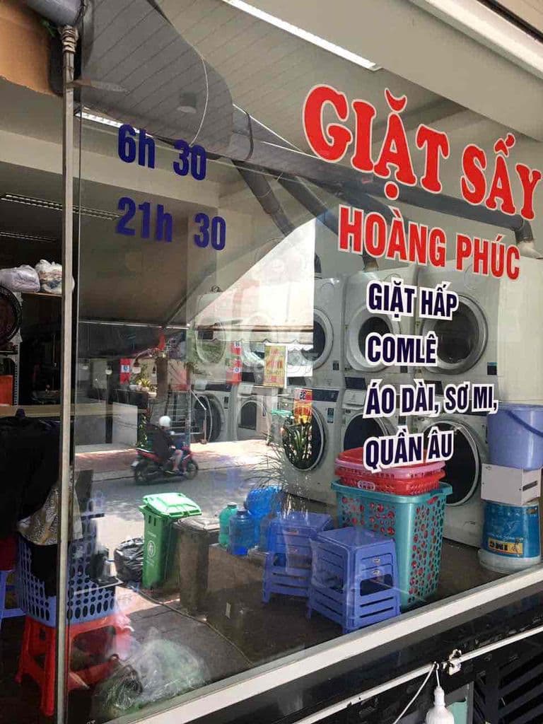 Sang nhượng tiệm giặt sấy - lượng khách từ trung bình cao