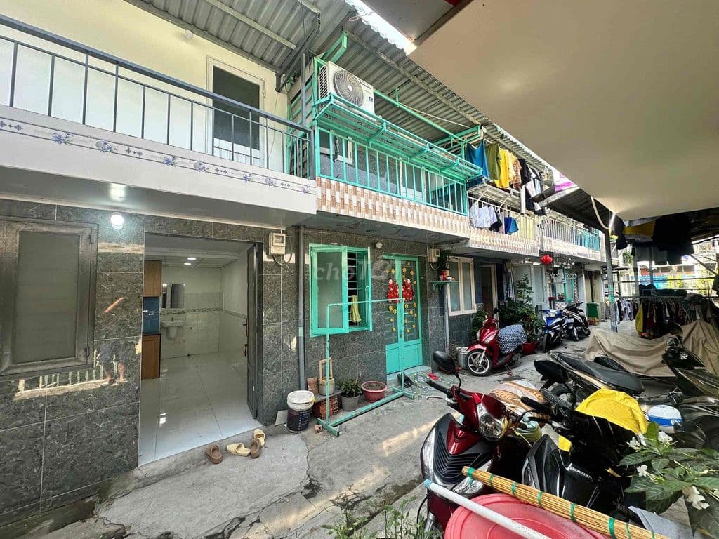 nhà mini 2 phòng ngủ cho GĐ 3-4 thành viên ngay ngã tư ga Q.12