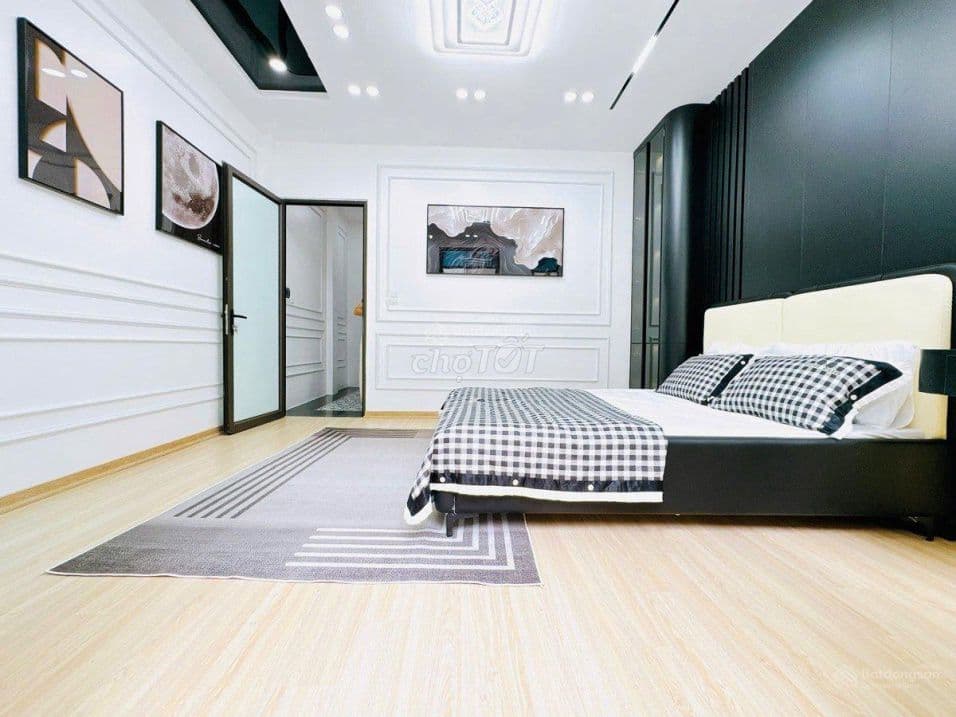 Bán nhà Hoàng Văn Thái - 5 tầng thang máy - Nhà đẹp gần phố - Ảnh 2