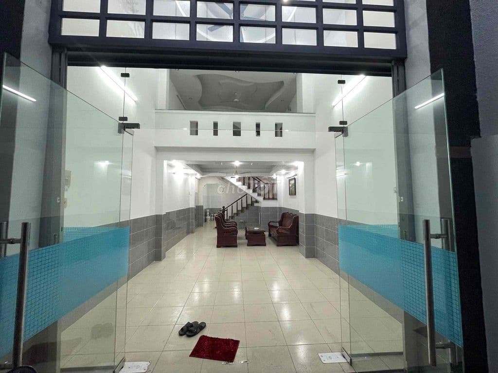 Nhà mặt tiền Hà Huy Giáp