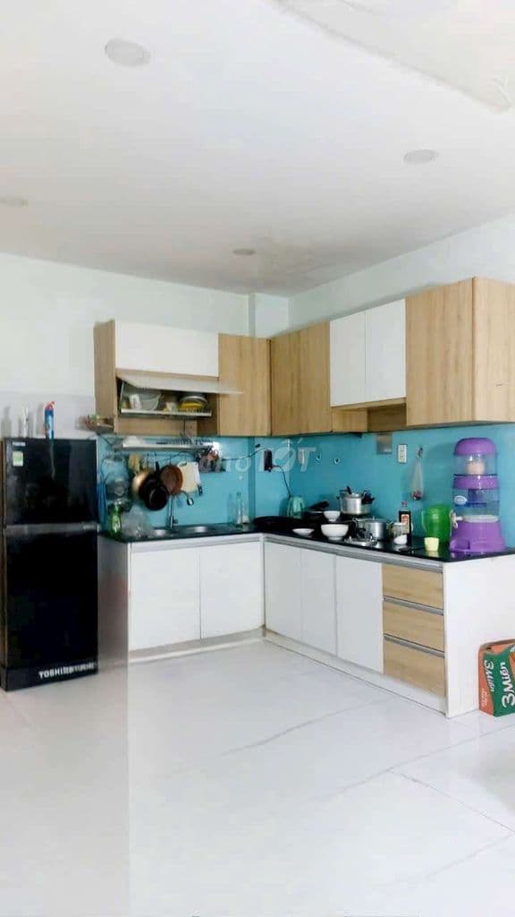 Bán nhà 60m2 3pn 3wc ban công thoáng - Ảnh 2