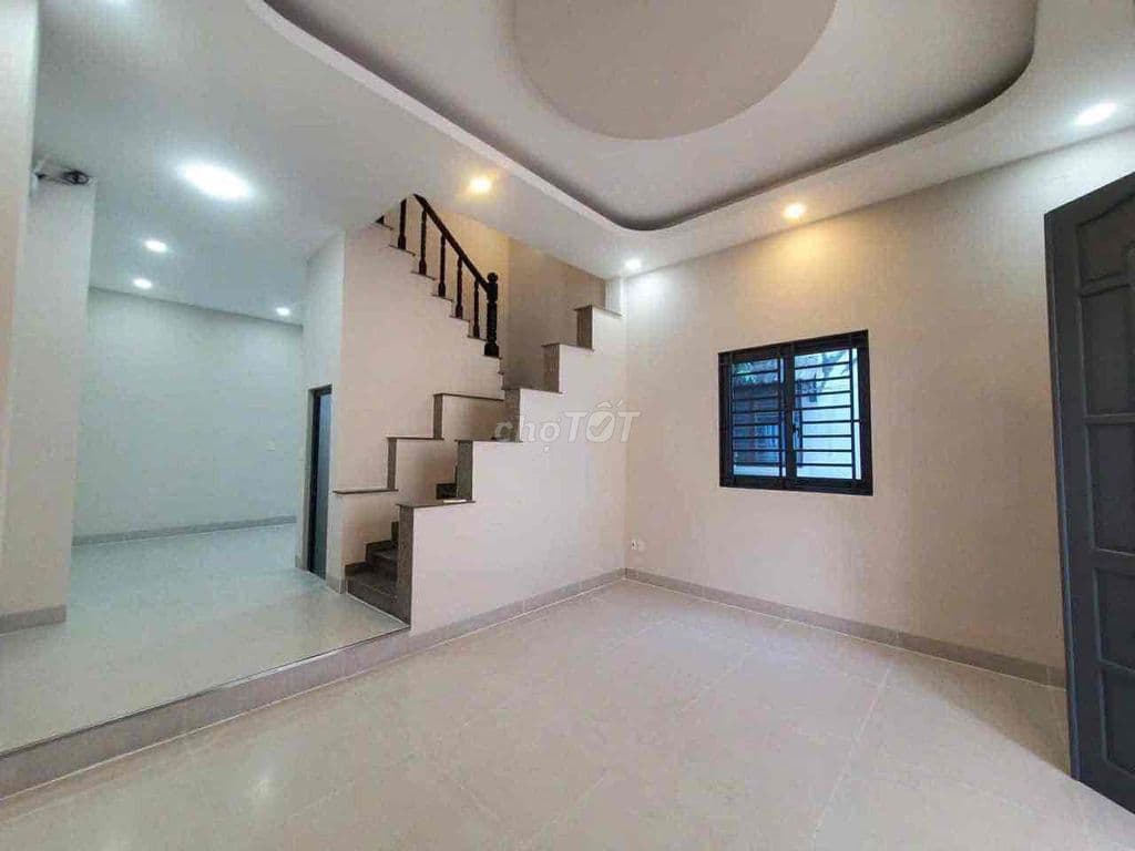 Cho Thuê Nhà 1 Trệt ,2 Lầu ,Sát Đỗ Xuân Hợp PLB Q9 - 4PN , 3 WC - Ảnh 2