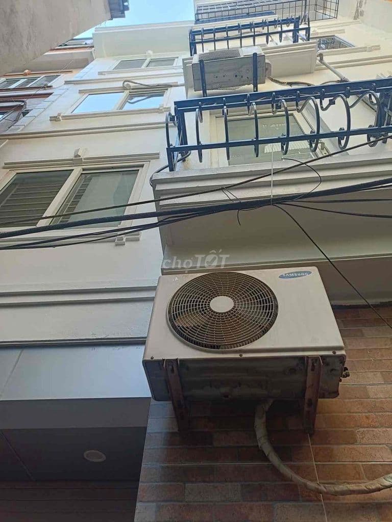 7 Ty 9 ĐÀO TẤN 40m RỘNG 5m NHÀ 4 TẦNG ĐẸP